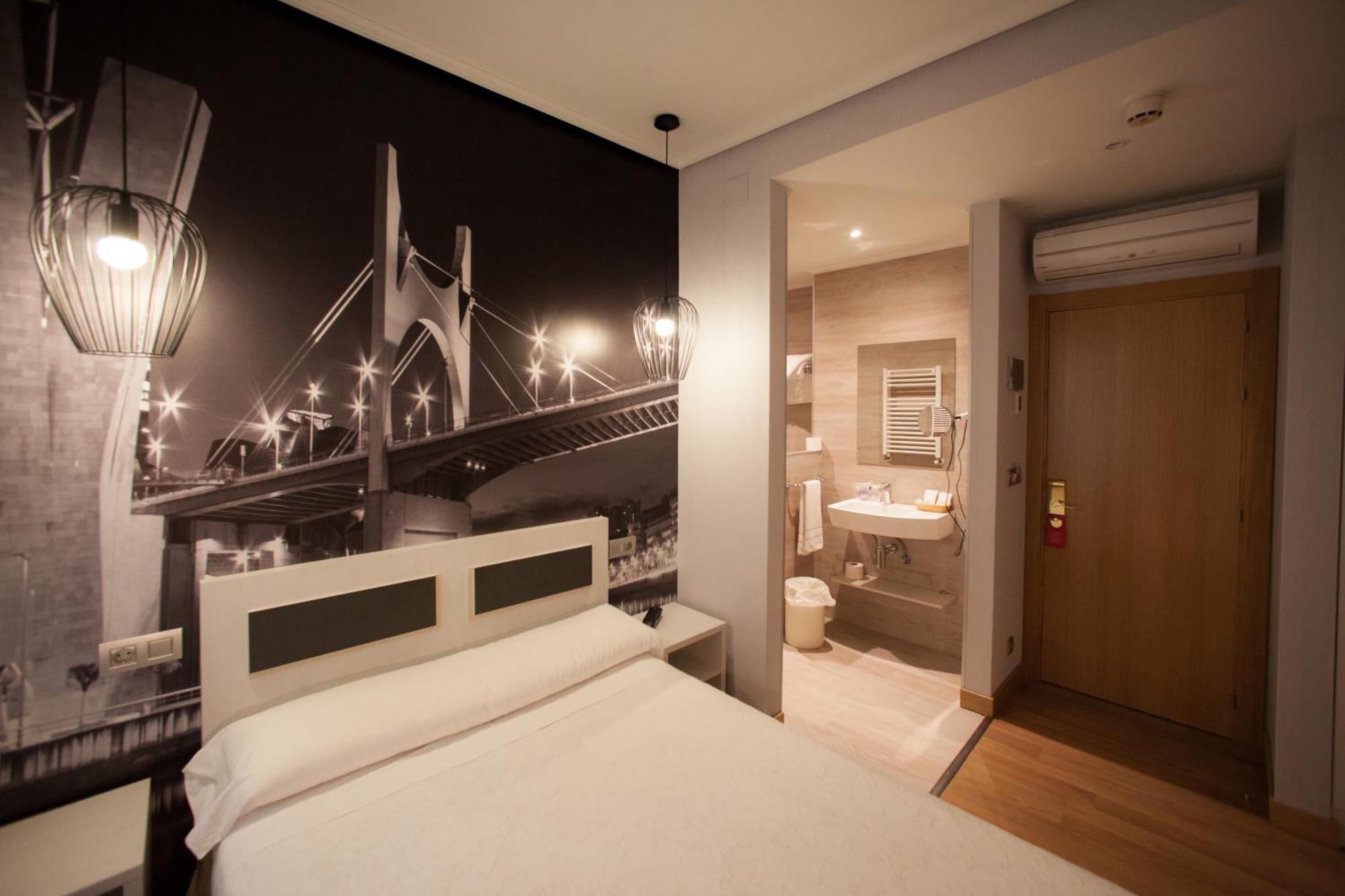 Basic Double Room,1545886828:JPEG
